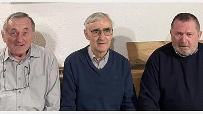 Bild: Josef Dietl
Die Geehrten Sänger (von links): Hans Sailer, 40 Jahre, Werner Kinle 65 Jahre und Karl Höltl 40 Jahre.