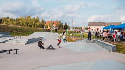 Archivbild: Susanne Forster
Zu "Skate the Border" lädt der Kreisjugendring diesmal im Mai nach Franzensbad ein. Das Bild entstand bei einer Veranstaltung in Waldsassen.