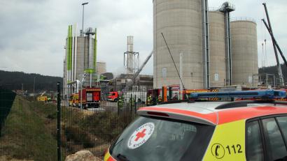 Bild: jma
In einen Gewerbebetrieb in Döllnitz kommt es am Donnerstagvormittag durch Funkenflug zu einer Rauchentwicklung.