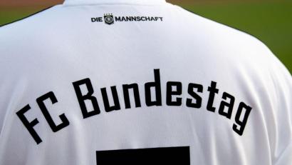 Bild: Fabian Sommer/dpa
AFD-Mitglieder sollen dem FC Bundestag nicht mehr beitreten dürfen.