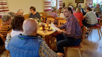 Bild: VdK Tirschenreuth/exb
Gemütliches Beisammensein war beim VdK-Osterkaffee im OWV-Heim in Tirschenreuth angesagt.
