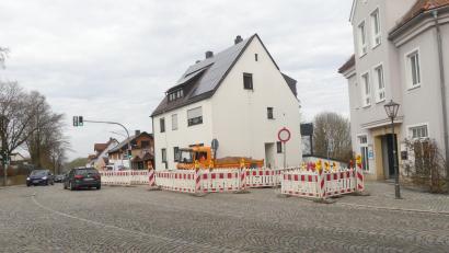 Bild: rn
Baustelle ab Montag in der Kirchenthumbacher Straße. Voraussichtlich ist die Straße für eine Woche gesperrt.