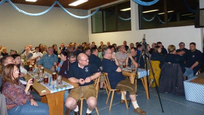 Bild: hme
Nur noch wenige Sitzplätze sind beim Starkbierfest in Kohlberg frei.