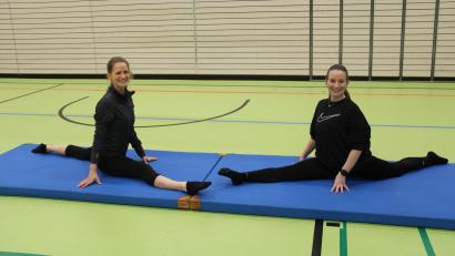 Bild: prh
Daniela Dlabolová und Luisa Striegl (von rechts) werden künftig Kinder ab acht Jahren mit einer Mischung aus Kunst- und Geräteturnen sowie Sportakrobatik trainieren.