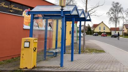 Bild: Stephan Huber
Die Bushaltestelle in der Friedrich-Ebert-Straße in Amberg: Ab 1. April hält die Linie 4 hier wieder.