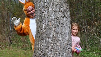 Bild: mfh
Der Osterhase hat auch dieses Mal wieder im Park der Villa Max manches Nest versteckt.