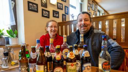 Bild: Pia Bayer
Seit einigen Wochen haben die Wirtsleute aus Hiltpoltstein den Alkohol in ihrer Wirtschaft "Zur Sägemühle" komplett verbannt. Bier, Wein, Secco - alles ist nur noch alkoholfrei zu haben.