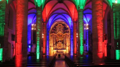 Bild: Rainer Sollfrank/exb
Die Stadtpfarrkirche in Kemnath wurde im Vorjahr 575 Jahre alt. Rainer Sollfank hat für den aktuellen Kemnather Heimatboten fotografische Impressionen beigesteuert.