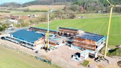 Bild: Udo Wildner
Das neue Nachsorgezentrum des VKKK in Zeitlarn befindet sich aktuell im Bau.