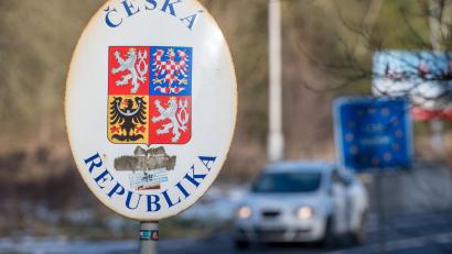Symbolbild: Armin Weigel
Mit Fördergeldern aus dem Zukunftsfonds soll die deutsch-tschechische Zusammenarbeit gestärkt werden - in den vergangenen 16 Jahren flossen gut drei Millionen Euro in die Oberpfalz.