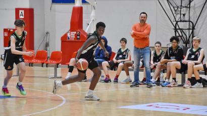 Bild: ceybl.eu/exb
Team Oberpfalz in Aktion, beobachtet von Trainer Gabriel Ionescu.