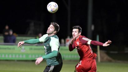 Bild: Hubert Ziegler
Anton Shynder (links) ist bei der DJK Ammerthal am Freitagabend gegen den SSV Jahn Regensburg II wieder dabei.
