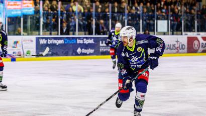 Archivbild: Werner Moller
Blue-Devils Verteidiger James Bettauer ist fit und kann spielen.
