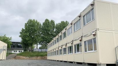 Symbolbild: gsb
Wohnraum für Asylbewerber ist dringend gesucht. Für Nabburg gibt es Pläne, ein Containerdorf für mehr als 170 Geflüchtete zu errichten.