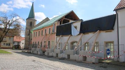 Bild: sne
Die größte aktuelle Ausgabe der Stadt Grafenwöhr ist die Sanierung der Verwaltungsgebäude.