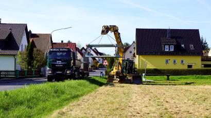 Bild: bkr
In der Hofloher Straße werden in dieser Woche die Arbeiten am Kanal beginnen.