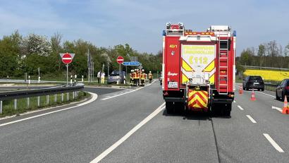 Bild: Feuerwehr Ursensollen
Durch die Wucht der Frontalkollision wurde der Mini in den Grünstreifen direkt an der A6-Auffahrt bei Ursensollen geschleudert.