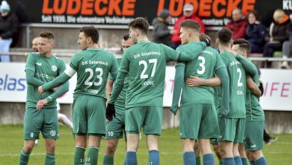 Archivbild: Hubert Ziegler
Die Spieler der DJK Gebenbach schwören sich auf das Spiel gegen den TSV Kornburg ein.