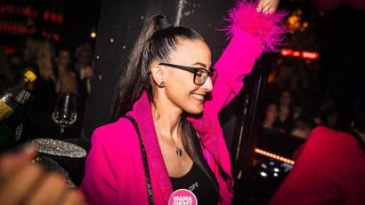 Bild: Anni Bulgaru
Anni Bulgaru ist eine der Veranstalterinnen und Organisatorinnen des "Mamagehttanzen"-Projekts. Sie bringt die Partys für junge Mütter auch in die Oberpfalz – und nach Weiden.