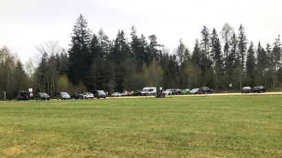 Bild: wro
Wegen der Parkgebühren am Wanderparkplatz bei Hohenhard (Bild) sucht die Stadt Waldershof nun nach Möglichkeiten, einen kostenfreien Ersatzparkplatz zu schaffen.