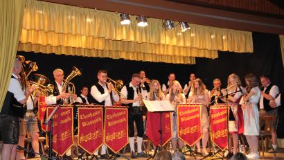 Bild: kro
Die Thanhauser Blasmusik bot ein imposantes Konzert.