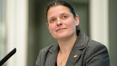 Archivbild: Matthias Balk/dpa
Agnes Becker wurde am Samstag in Regensburg in ihrem Amt als ÖDP-Landesvorsitzende bestätigt.