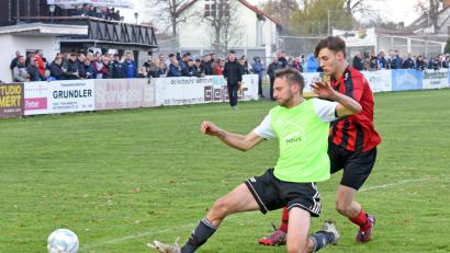 Archivbild: Gebert
Der TSV Bärnau (Szene aus der Meistersaison in der Kreisklasse Stiftland) steigt nach einem Jahr wieder aus der Kreisliga ab.