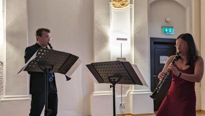 Bild: pz
Johann-Peter Taferner und Sayaka Schmuck während des Konzerts im Harmoniesaal Waldsassen.