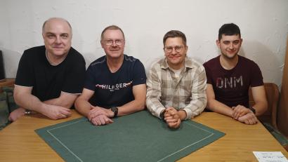 Bild: plo/exb
Der Vorstand der Sparte Tischtennis wurde bestätigt (von links): Peter Wenning, Hubert Scherm, Matthias Eigner und Marco Schöfer.