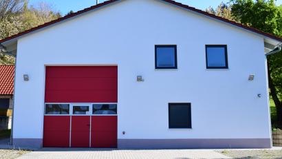 Bild: no
Das 2023 bezogene neue Gerätehaus in Ritzenfeld hat der Feuerwehr Augsberg keine Freude, sondern Streit und Zerwürfnisse bereitet.