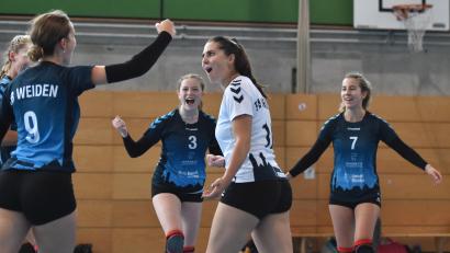 Archivbild: Alfred Schwarzmeier
Die Volleyballerinnen des TB Weiden wollen beim Relegationsturnier unbedingt den Klassenerhalt bejubeln.