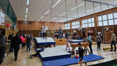 Bild: gz
Zahlreiche Geräte stehen den Kindern in Eslarn für sportliche Betätigung zur Verfügung.