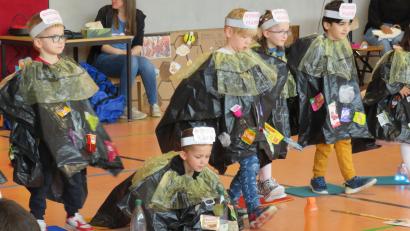 Bild: adj
Ein tolles KIndergartenfest im Regenbogenland erlebten die Eltern, Besucher und Kinder.