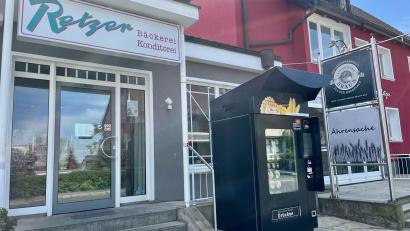Bild: Gabi Schönberger
In der Bäckerei "Ährensache" und in der Landmetzgerei Braun an der Rehbühlstraße in Weiden gibt es bald keinen Verkauf mehr.