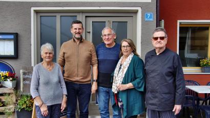 Bild: ds
Nach der Ehrung: (von links) 2. Vorsitzende Renate Uhl, Bürgermeister Roman Berr, Werner Höhlein, 1. Vorsitzende Ute Höhlein und Klaus Glöckner (30 Jahre).