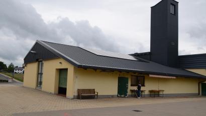 Bild: ak
Anstelle des bisherigen Speichersdorfer Feuerwehrgerätehauses (Bild) so in gut zehn Jahren ein Feuerwehrzentrum der Gemeinde in Betrieb gehen.