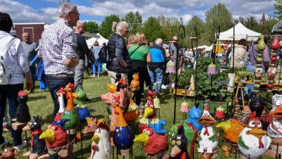 Bild: Stephan Huber
Besser hätte das Wetter am Samstag nicht sein können für die erste Gartenausstellung „Maiblüte“ am Landesgartenschaugelände.