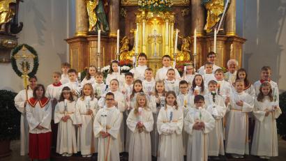 Bild: stn
Diese Mädchen und Jungen aus Neustadt/WN traten zum ersten Mal an den Tisch des Herren.