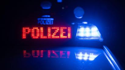 Symbolbild: Marijan Murat/dpa
In Neusorg sind aus einem Garten Möbel gestohlen worden. Die Polizei ermittelt und sucht Zeugen.