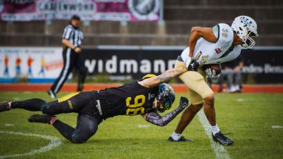 Bild: Benjamin Leithold
Die Amberg Mad Bulldogs packten kräftig zu, doch gegen die Nürnberg Rams war kein Kraut gewachsen.