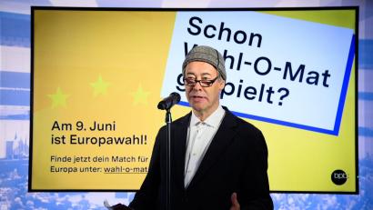Bild: Bernd von Jutrczenka/dpa
bpb-Präsident Thomas Krüger in Berlin beim Start des Wahl-O-Mat zur Wahl des Europäischen Parlaments 2024.