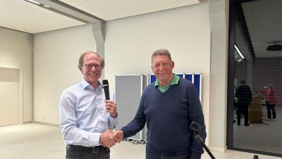 Bild: FBG Kemnath/exb
Vorsitzender Oskar Kastner gratulierte Josef Hösl (von links) zur Ernennung zum Ehrenvorsitzenden der Forstbetriebsgemeinschaft.