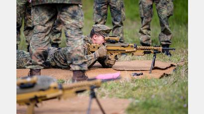 Symbolbild: Christoph Schmidt/dpa
Eine Übung von Reservisten der Bundeswehr: Die Reserve kämpft mit Nachwuchsproblemen – auch in der Oberpfalz.
