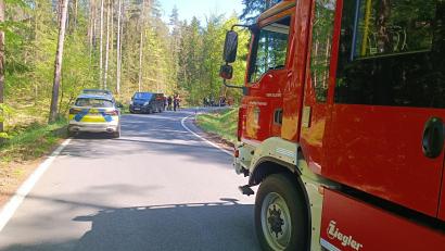 Bild: nic
Ein schwerer Verkehrsunfall ereignete sich am Feiertag Christi Himmelfahrt gegen 10 Uhr auf der Staatsstraße zwischen Friedenfels und Poppenreuth.