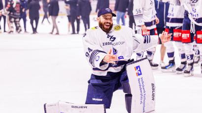 Archivbild: Werner Moller
Goalie Marco Wölfl hat seinen Vertrag bei den Blue Devils Weiden verlängert.
