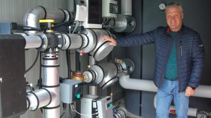 Bild: gsp
Der ganze Stolz von Steffen Schulze, die neue Hybridheizanlage in der Kaulbachstraße 1-3.