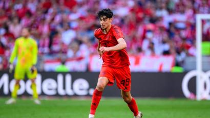 Bild: Tom Weller/dpa
Bayerns Aleksandar Pavlovic steht im vorläufigen EM-Kader der DFB-Elf.