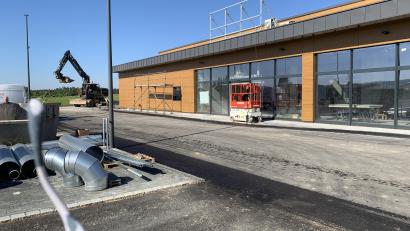 Bild: adj
Die Eröffnung des Rewe-Marktes ist für den 18. Juli geplant.