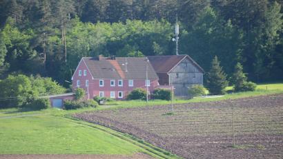 Bild: ak
Aus dem Einödhof Weißenreuth soll ein Gnadenhof werden. Der Gemeinderat befasst sich nun mit den Eingaben und Hinweisen aus der Öffentlichkeitsbeteiligung für den entsprechenden Bebauungsplan.