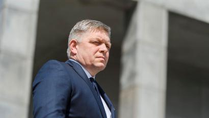 Bild: Jaroslav Novák/TASR/dpa
Der slowakische Regierungschef Robert Fico ist angeschossen worden (Archivbild).